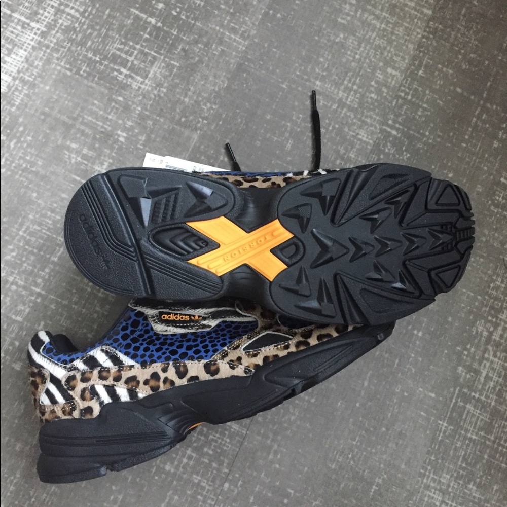 Adidas - Picture 4 of 6